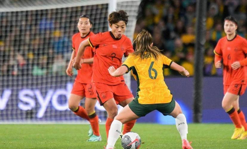 周欣怡凌空垫射完成梅开二度，中国U17女足3-0领先挪威U17女足！