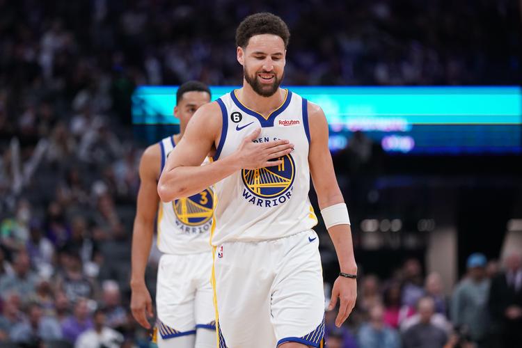 铁观音！克莱全场10中2&三分6中1 仅得到5分1篮板1助攻