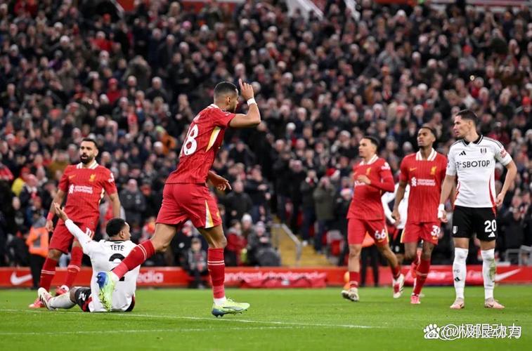 利物浦-维拉数据前瞻：萨拉赫冲红军生涯250球，斯洛特冲联赛百分