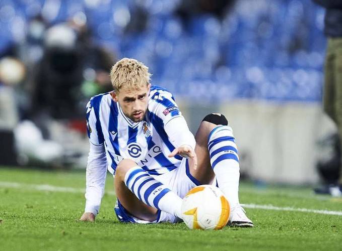 赫塔费门将赛后获评10分：个人状态好但球队输了，我一点也不高兴