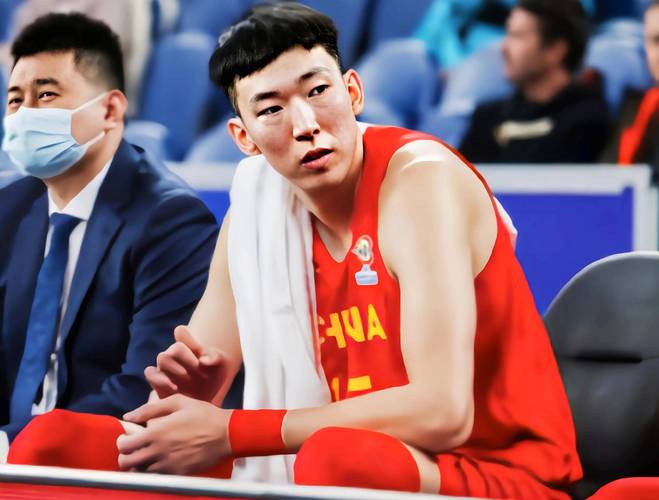 媒体人：双方只要都稍稍回归正常 还是更看好中国男篮能客场复仇